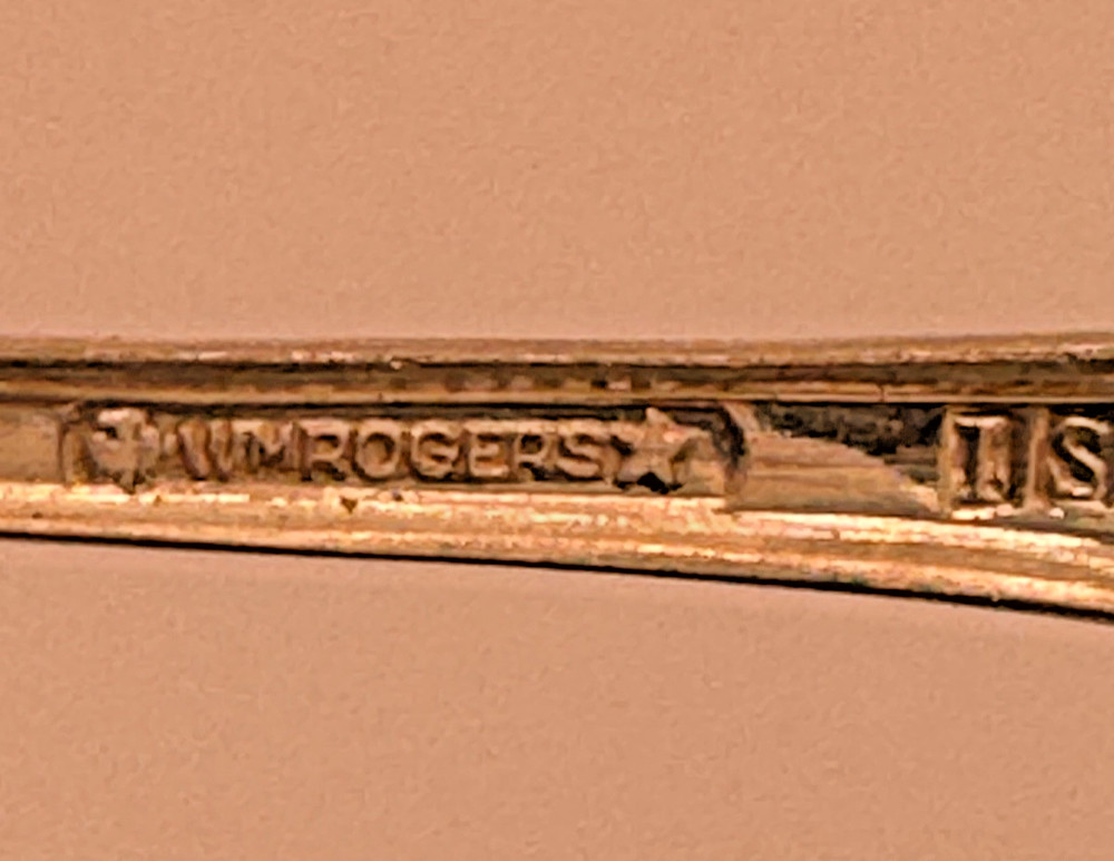 WM Rogers IS spoon Sweep pattern