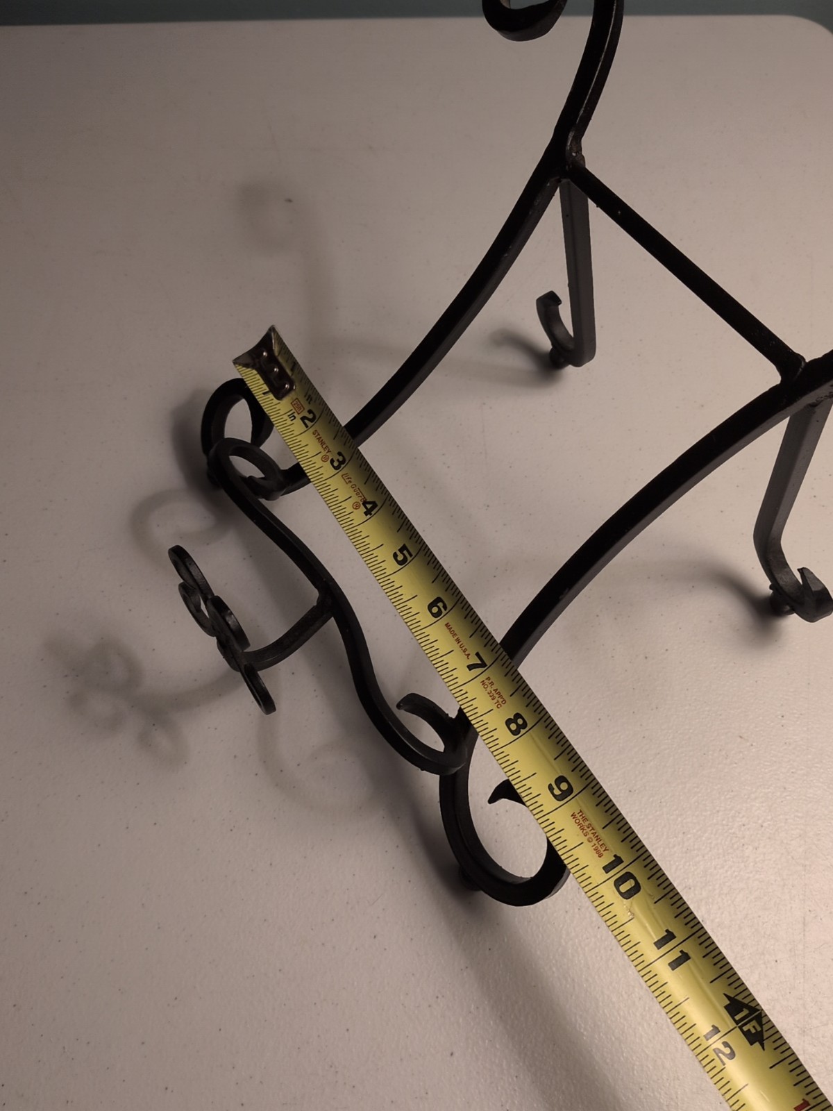 Heavy Metal Art / Plate / Book Holder Display Easel Stand