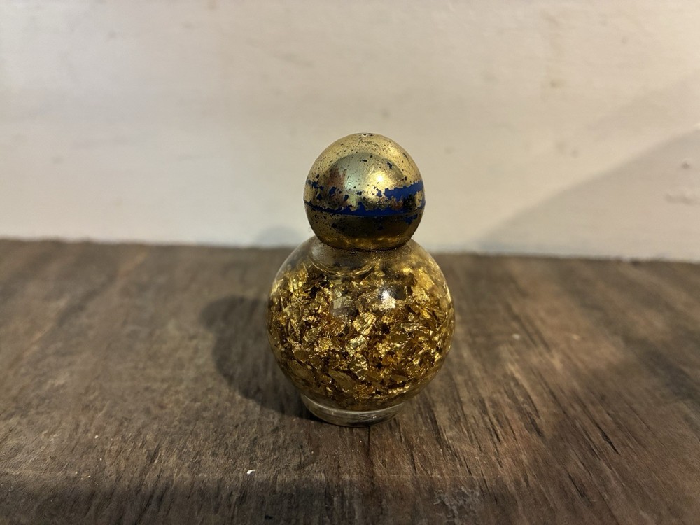 Real Gold Leaf Flakes in Liquid Small Bottle