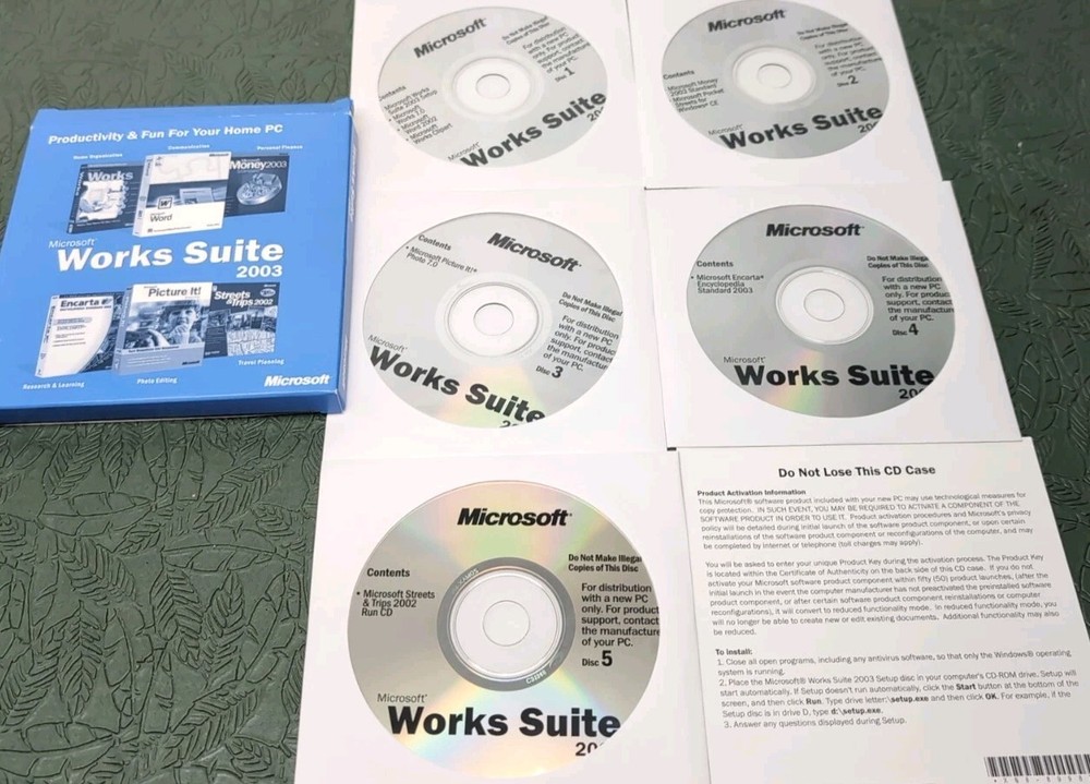 Microsoft Works Suite 2003 With Product Key Open Box