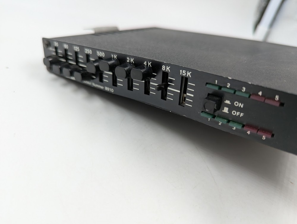 ELTA 8910 Graphic Equalizer - Untested