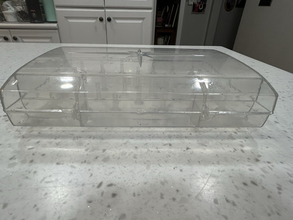 Dritz #786 Clear Sewing Thread Case Holds 24 spools