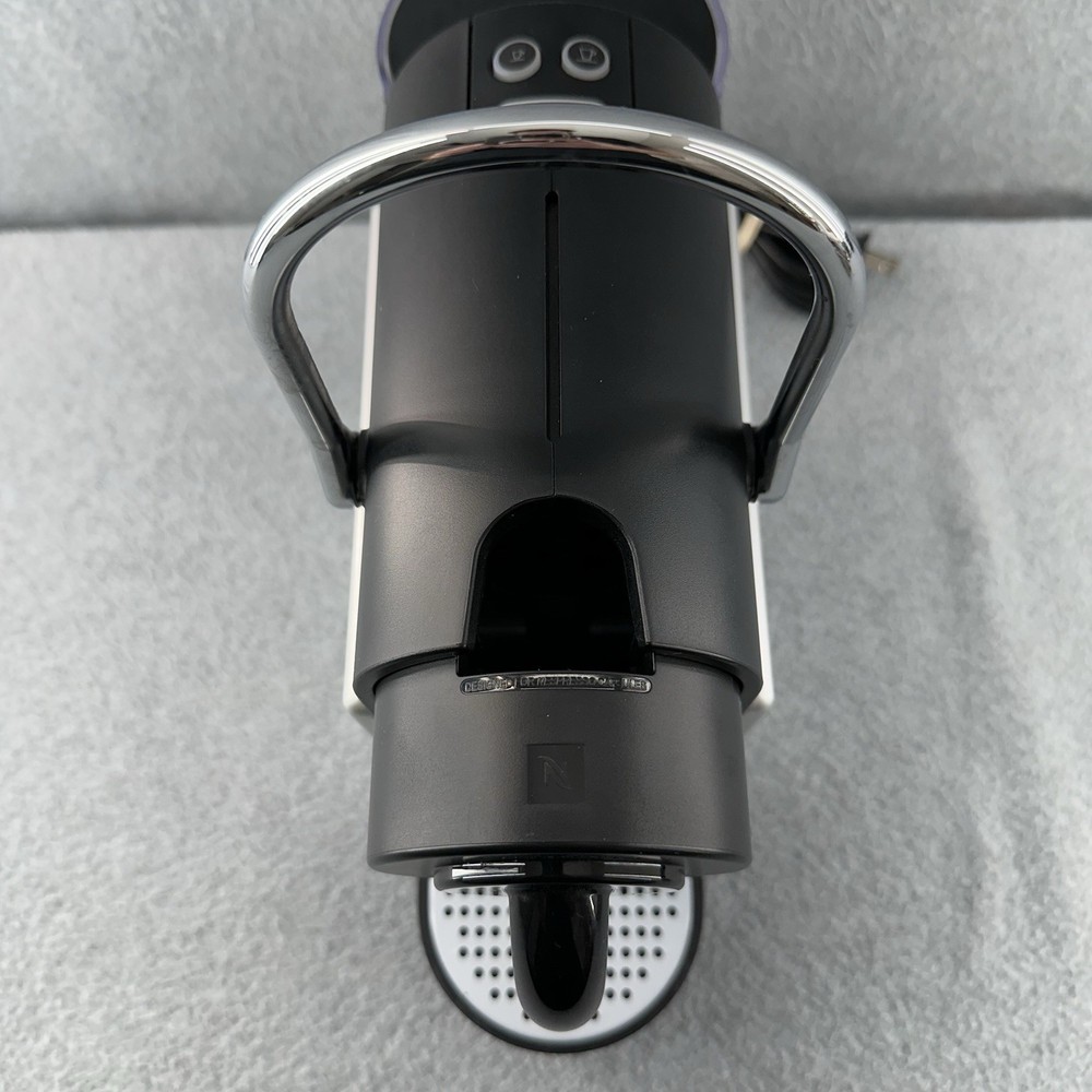 Nespresso Pixie EN124S Coffee & Espresso Machine DeLonghi Black/Silver Complete