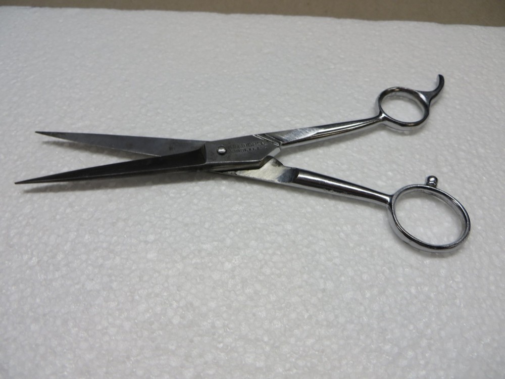 Peter j michel c-mon cadillac, barber shears/scissors (A) (L)