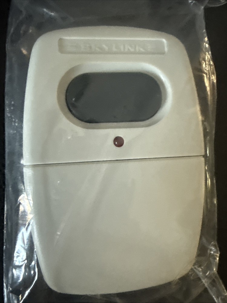 Skylink 100A Garage Door Opener