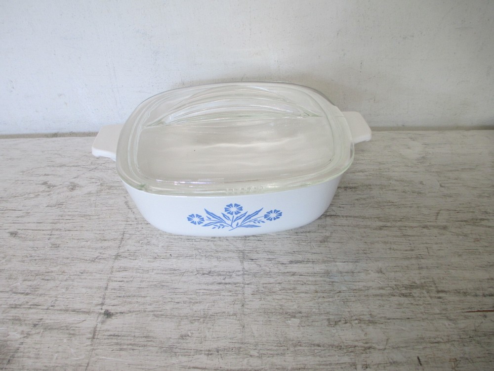 Vintage Corning Ware Blue Cornflower P-1-B Baking Dish w/ Pyrex Lid