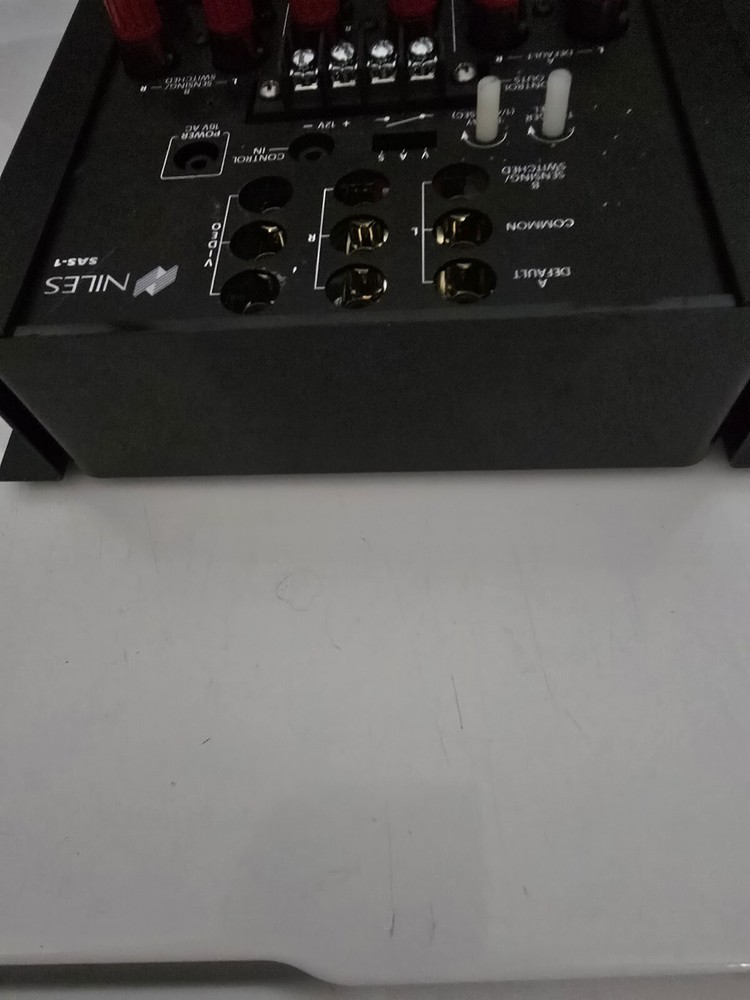 NILES SAS-1 Line Level A-B Switching System. No Power Pack