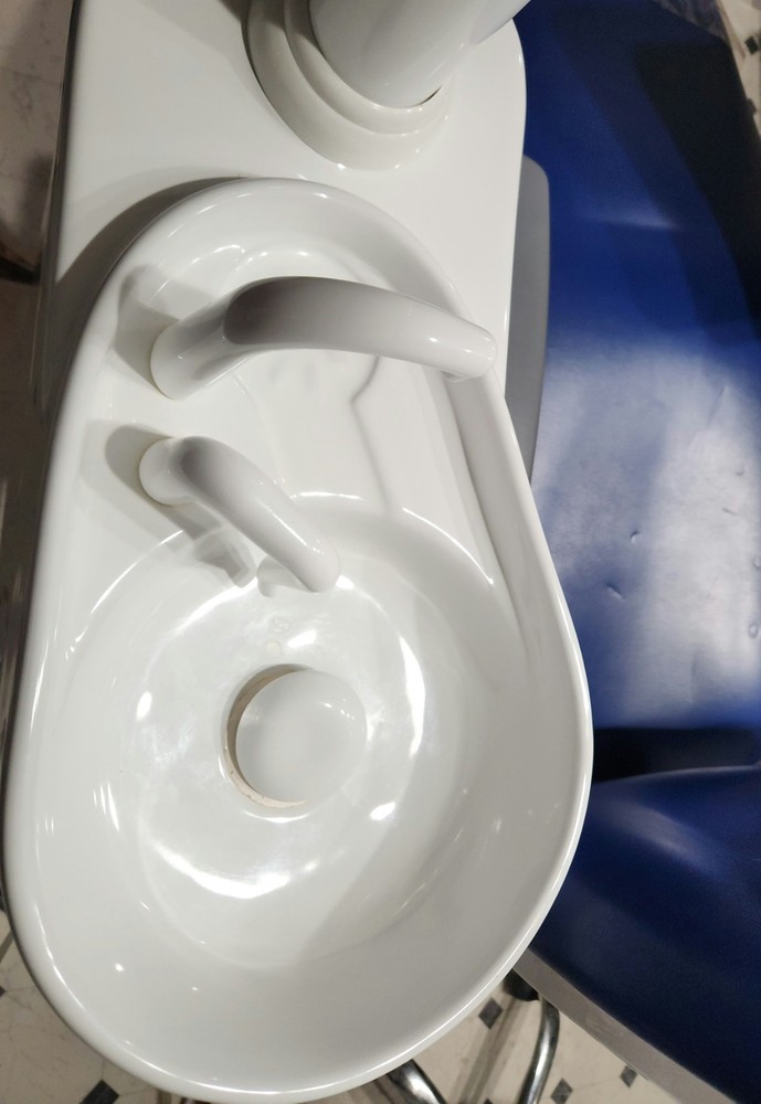 dental chair unit used