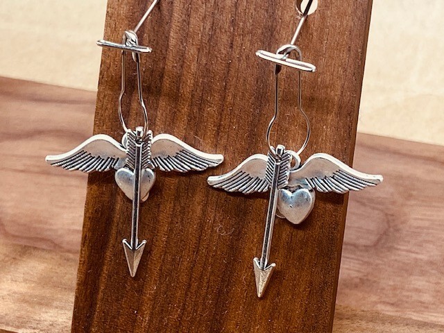 Silver bulb safety pins (100)