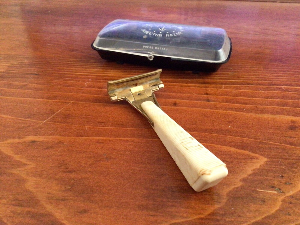 Vintage Eversharp Schick Injector Razor