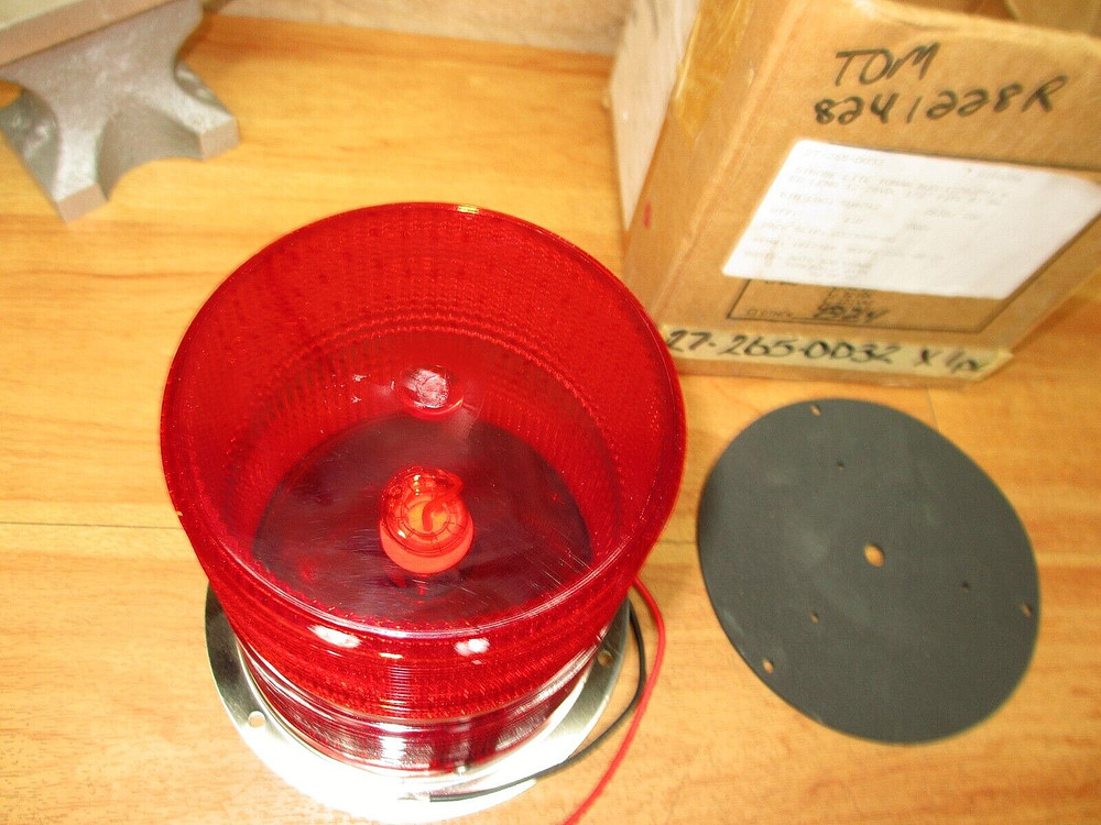 Tomar 824-1228 *NEW* Red Strobe Light Beacon 12-28VDC