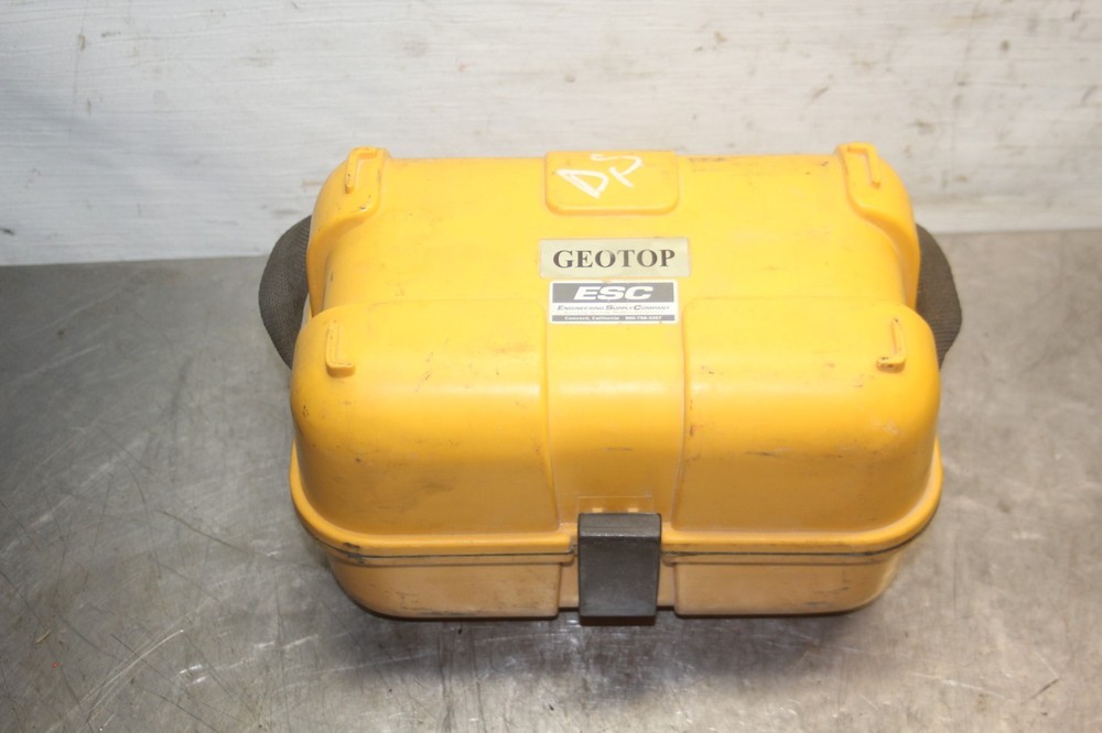 GEOTOP AUTOMATIC LEVEL MODEL G24E WITH CASE