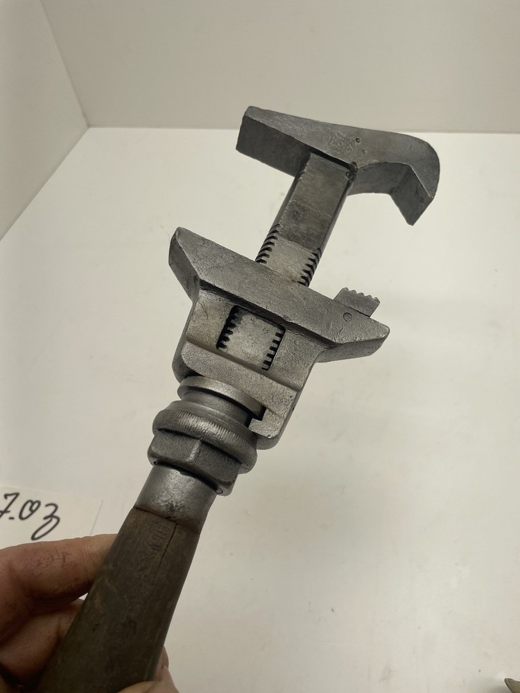 Vintage Bemis & Call Co. Adjustable Pipe Wrench 16