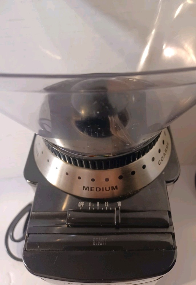 Cuisin DBM-8 coffee Grinder automatic Burr Mill Coffee Grinder Great Condition