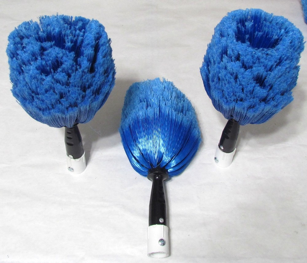 3 Cobweb Dusters - Bristles Are Curved Upwards Not Outwards -Standard Threads B