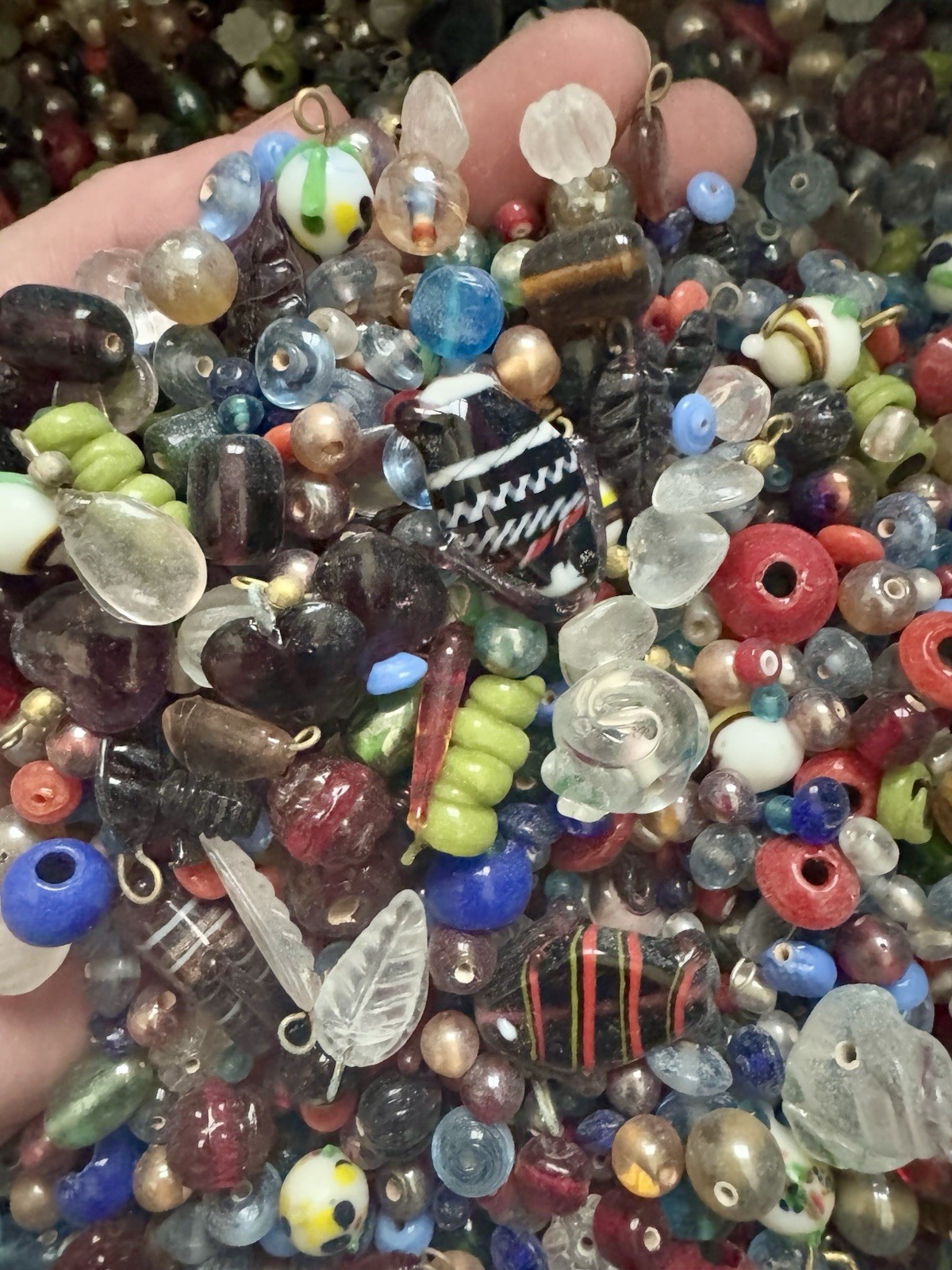 No. 2 EVERYTHING Mix 2 lb. Vintage Indian Glass Beads Lot Crafts Jewelry 800+