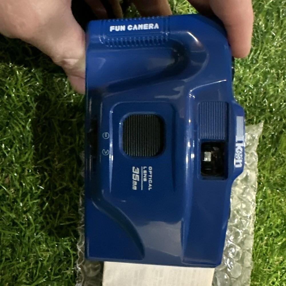 IKON FUN BLUE 35mm CAMERA, Great Clean Condition