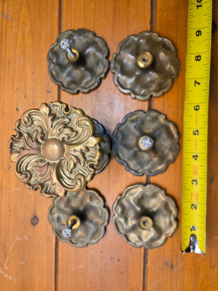 Antique Solid Brass Round Ornate Floral Drawer Cabinet Dresser Pulls Knobs