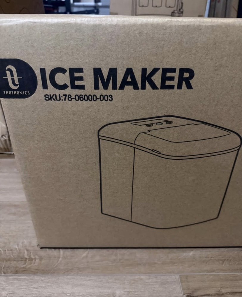 TaoTronics TT-IC002 Ice Maker Machine with LCD Display Self-Cleaning