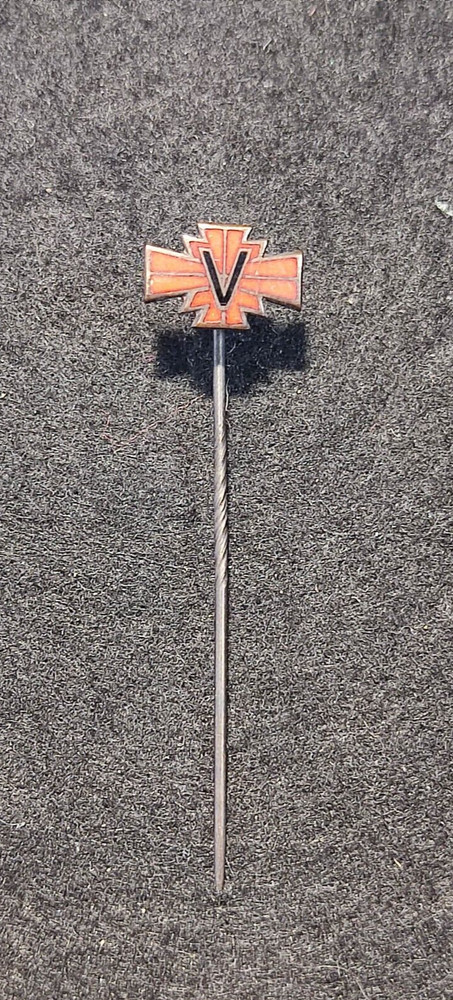 ~WW2 German Athletic Association Stich Pin