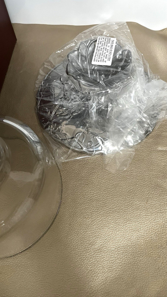 Grape 8" Footed Plate With Glass Dome NWT # P1