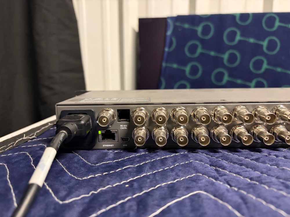 Blackmagic Design MultiView 16 Multi Viewer