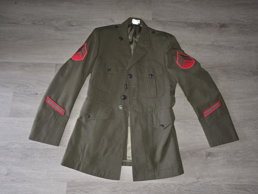 USMC Alpha coat Size 41R No Belt