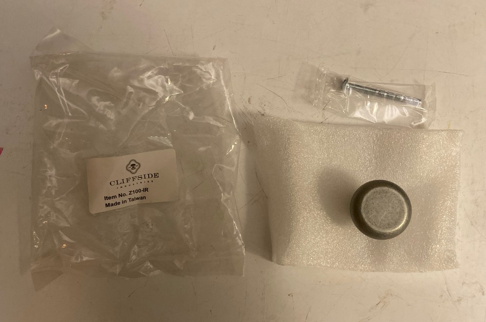 (11 LOT) Cliffside Z100-IR Flat Cabinet Knob Pull.