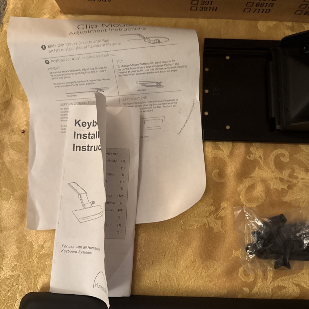 Humanscale 6G Series 900 Keyboard Tray w/ 9" Mouse Platform (Missing Tray)