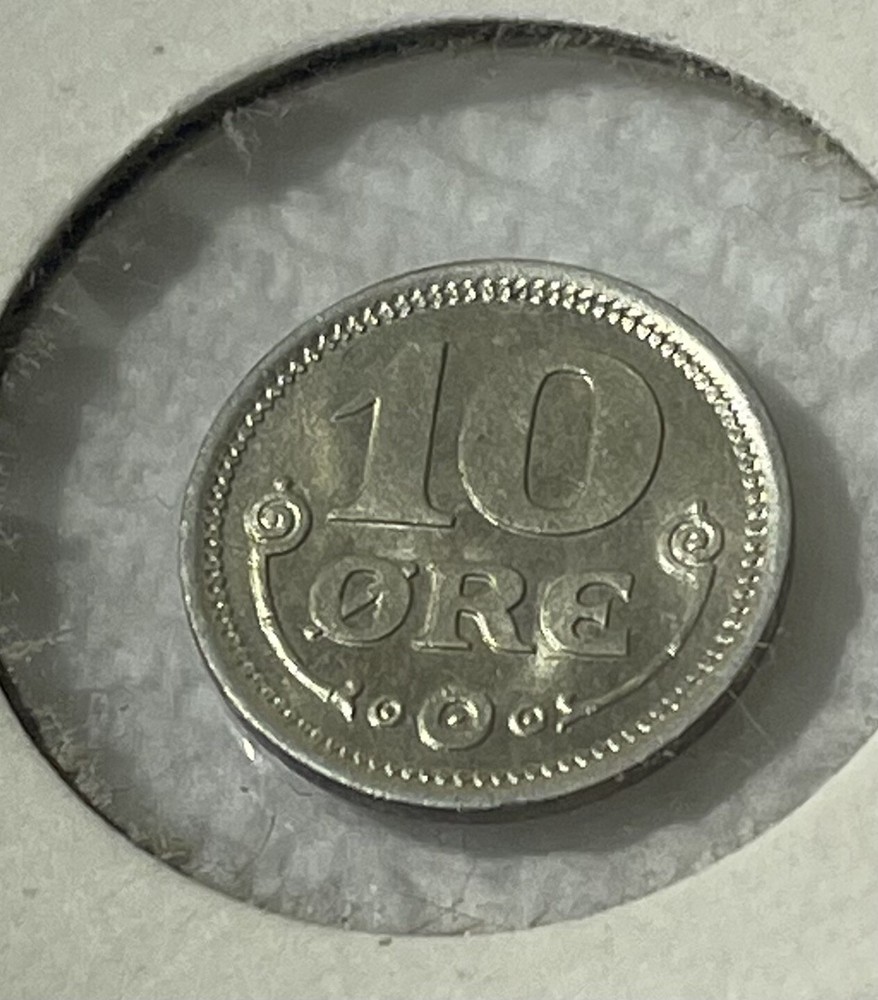 1919 DENMARK • Y36 • 10 Øre SILVER COIN, UNC