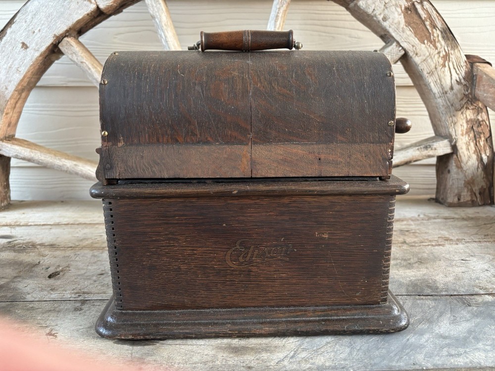 Vintage Edison Standard Phonograph Winds Runs