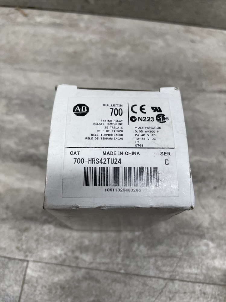 Allen Bradley 700-HRS42TU24 Multi Function Timing Relay, Series C, New