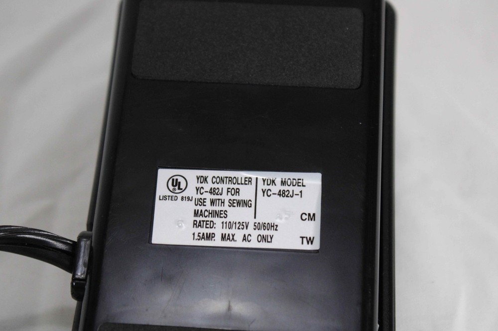 Janome HF107 Sewing Machine Compact Lightweight