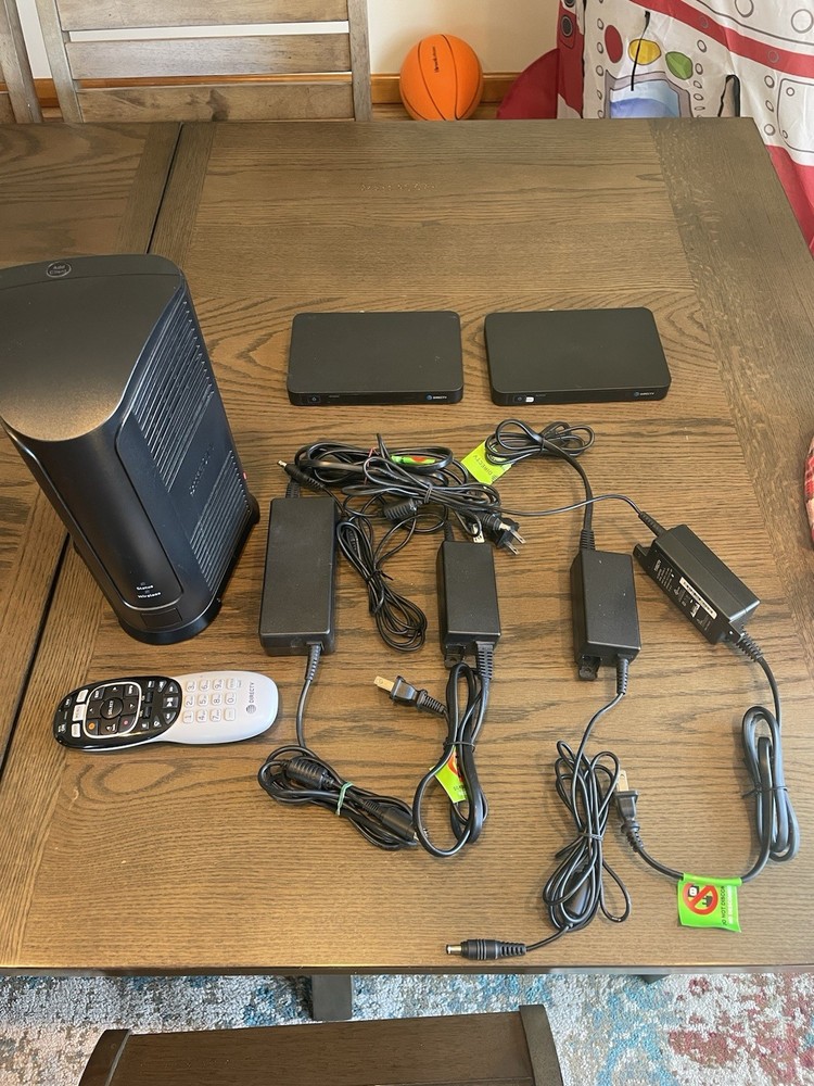 directv receiver lot Hs17-500 Wireless Mini Genie
