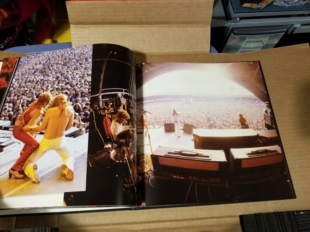 RANDY RHOADS OZZY OSBOURNE LARGE BLIZZARD OF OZZ ERA 88 PAGE COFFEE TABLE BOOK