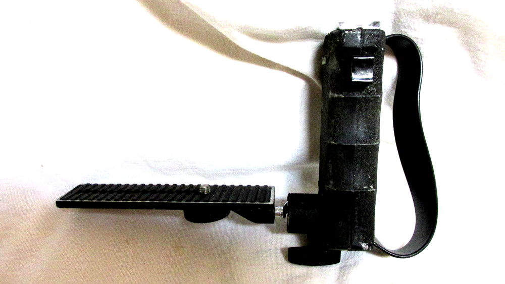 VINTAGE MINETTE CAMERA HANDLE GRIP HOLDER