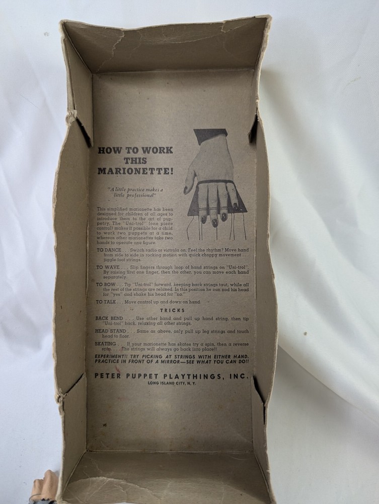 Patty the Marionette Peter Puppet Doll Box