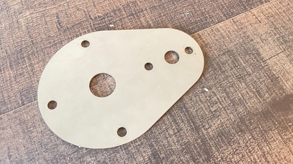 Sleeper Light Bracket For Kenworth ( BRACKET ONLY )