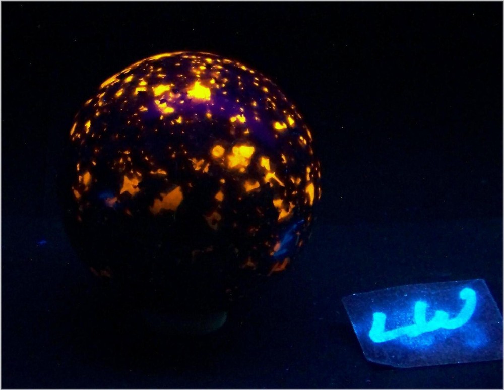 Fluorescent Yooperlite 60mm Sphere for UV Collection 6211