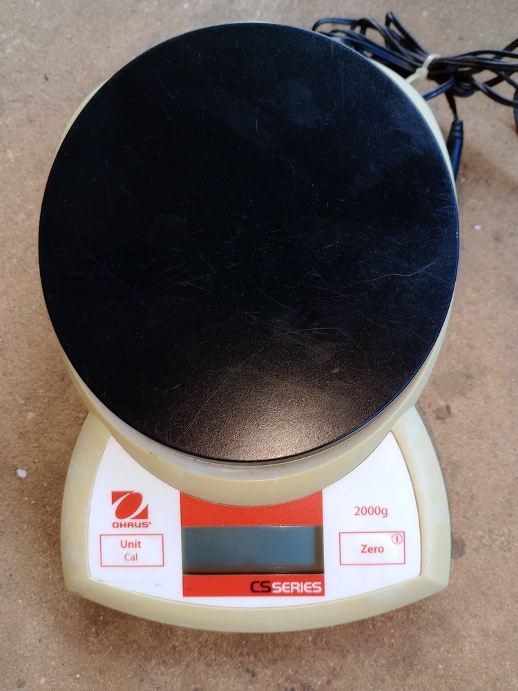Ohaus CS 2000 Top Loading Balance 2000g Digital Lab Scale Laboratory