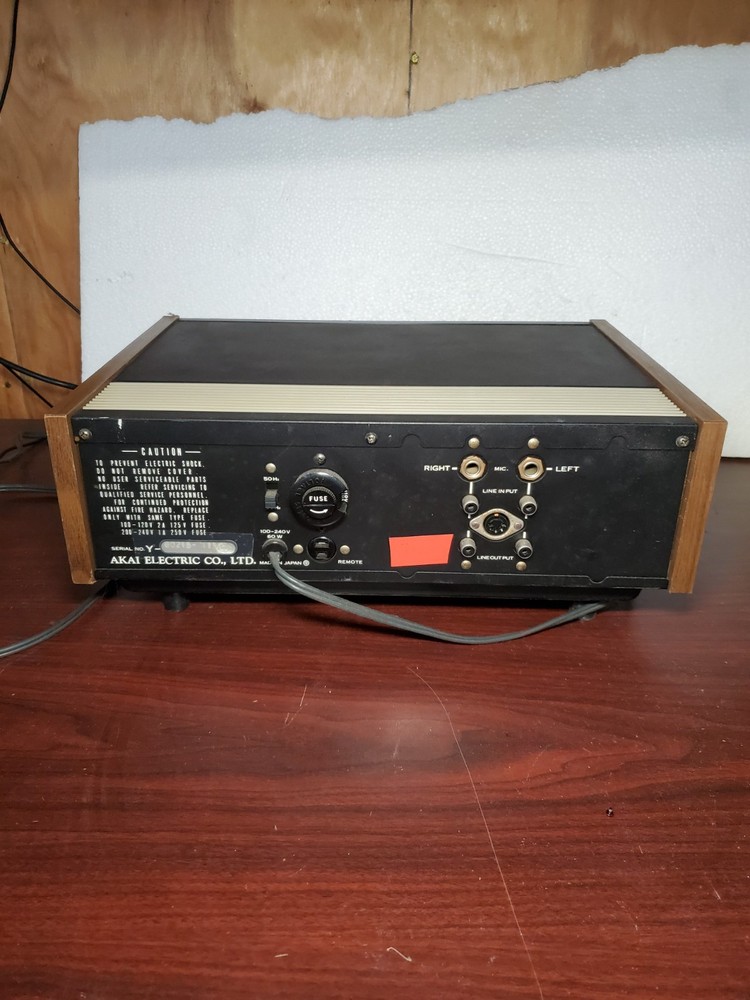 AKAI CR-81D 8 Track Player/Recorder powers on, untested! #69