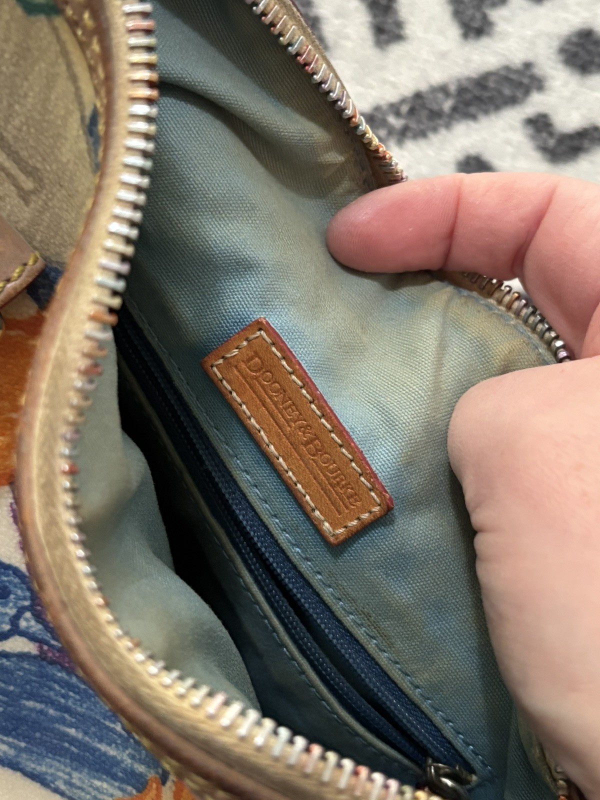 Dooney Bourke Wonder Duck Satchel please see all pics