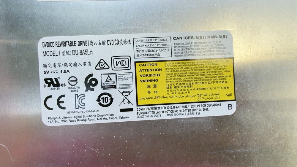 DVD CD Rewritable Drive Model: DU-8A5LH