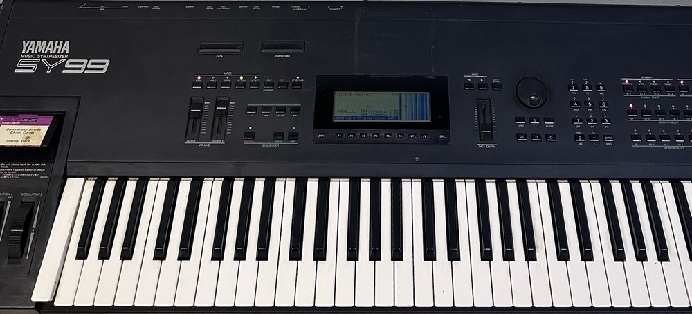 yamaha sy99 synthesizer