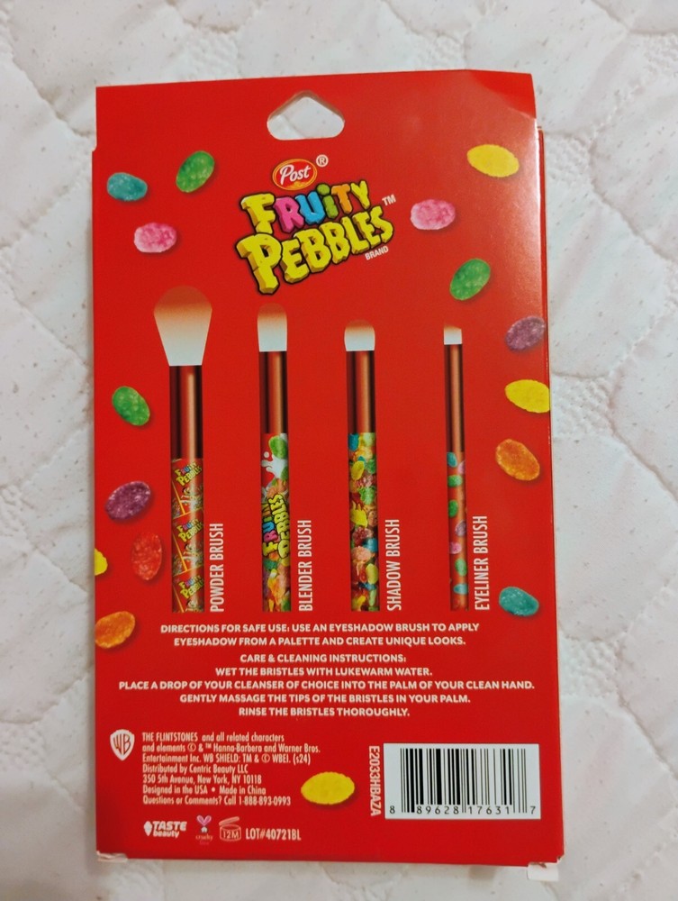 Fruity Pebbles cosmetic brush set