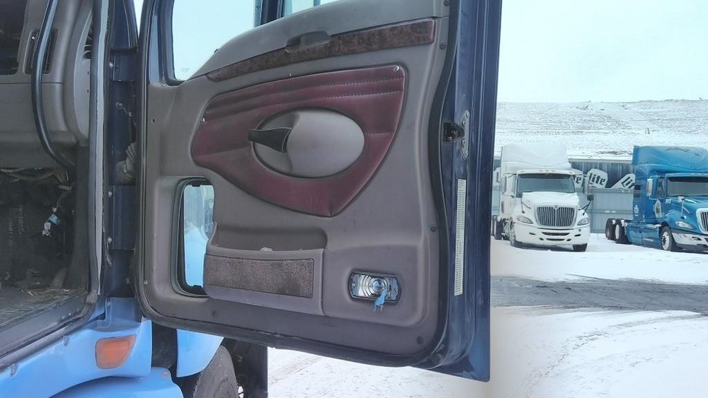 For 2003 KENWORTH T2000 1997-2010 DOOR ASSEMBLY Right ,  OH