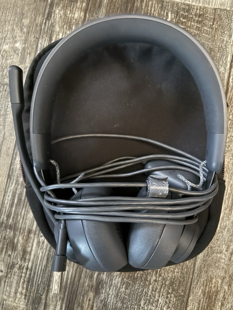 Logitech Zone Wired Noise Cancelling Headset, USB-C with USB-A Adapter Grey