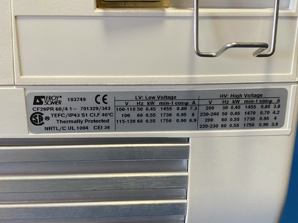 VARIAN SD-201 VACUUM PUMP