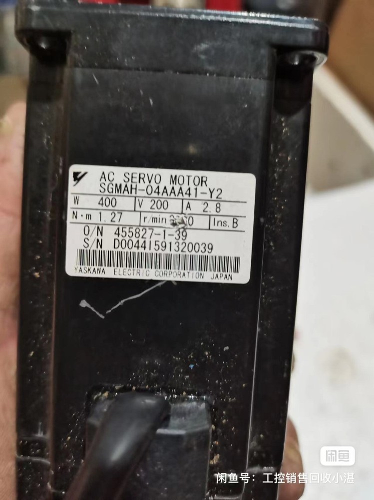 1PC USED SGMAH-04AAA41-Y2 servo motor