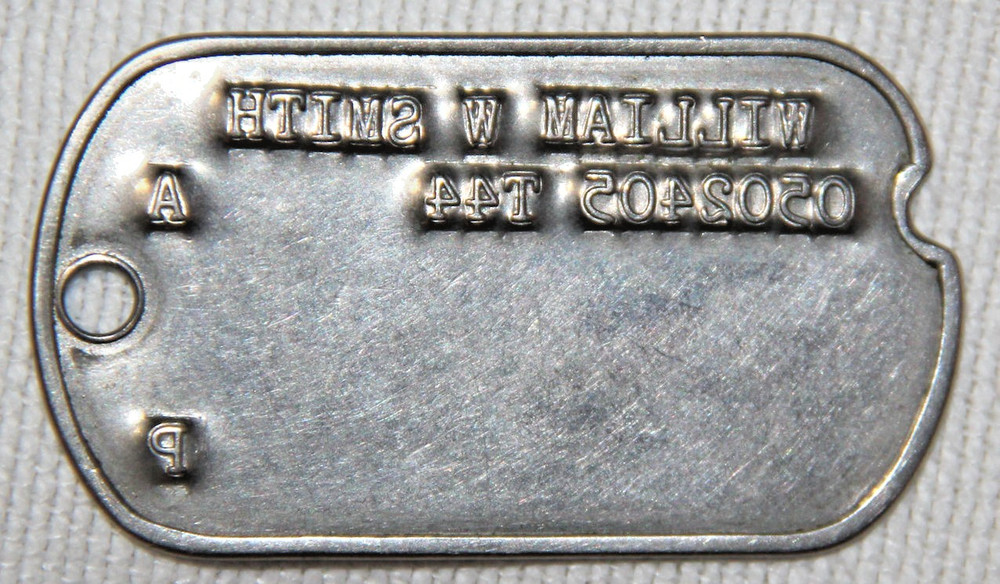ORIGINAL WWII NAMED DOG TAG
